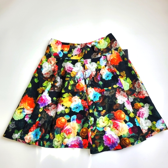 Design Lab by Lord & Taylor Full Mini Skirt - Picture 1 of 5